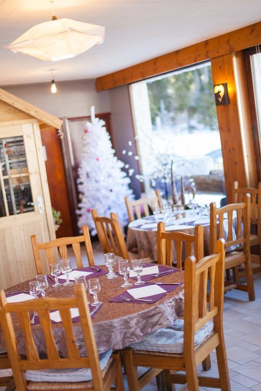 Hotel Restaurant La Darbella Les Rousses Bagian luar foto